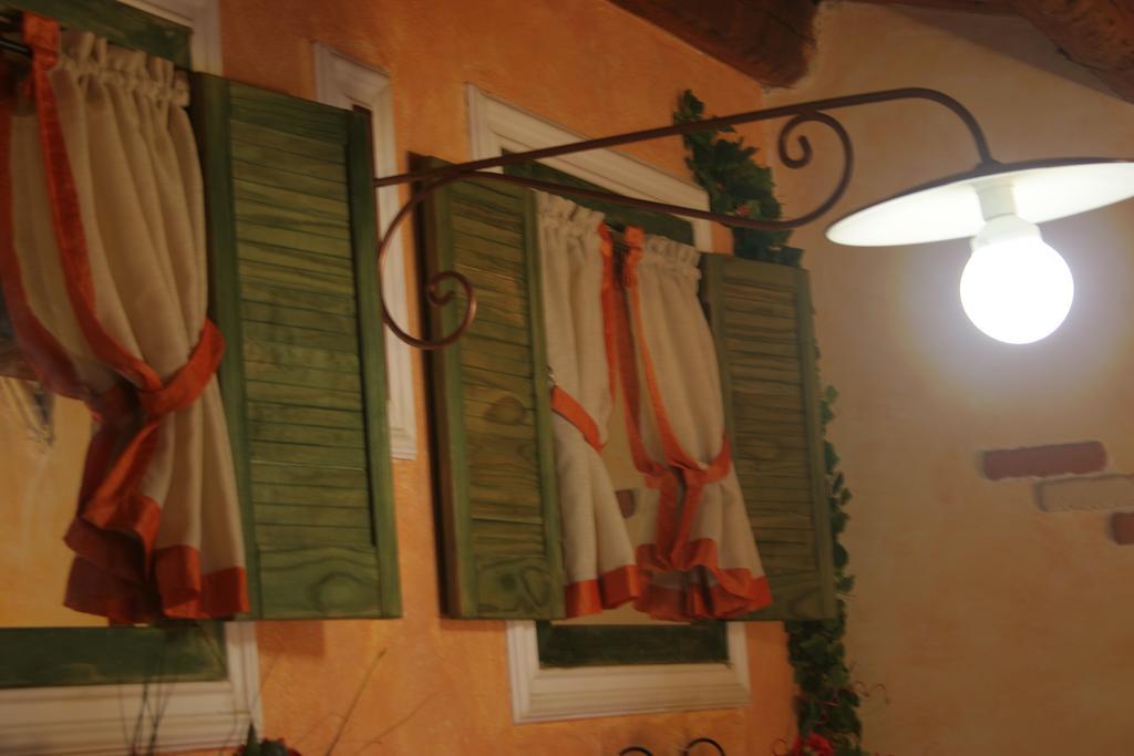 Alla Corte Dei Ventimiglia Montelepre エクステリア 写真