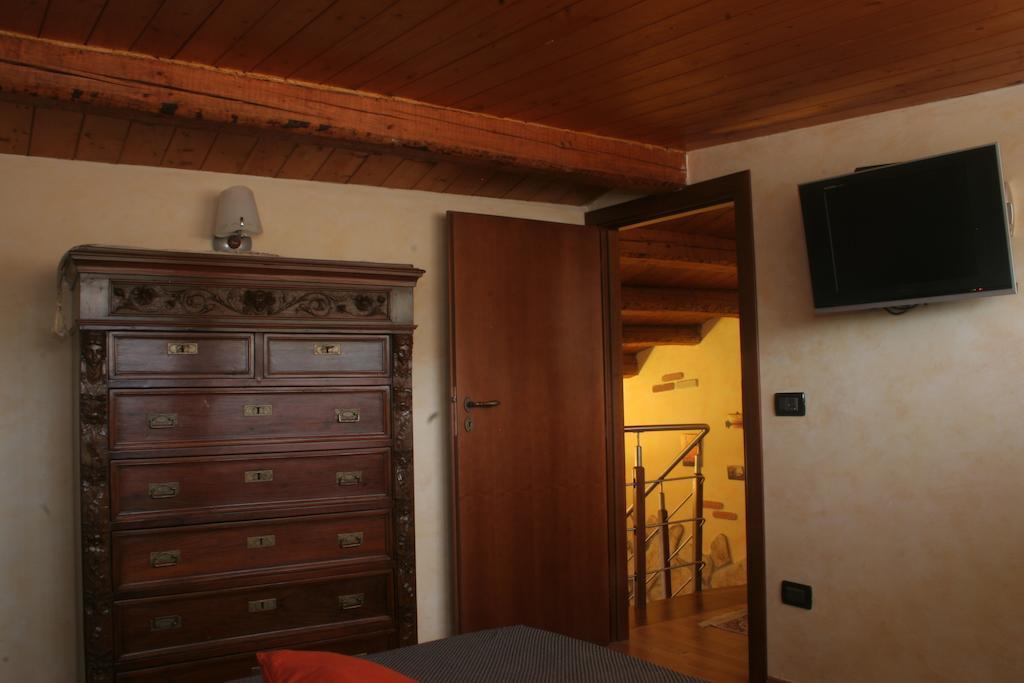 Alla Corte Dei Ventimiglia Montelepre エクステリア 写真