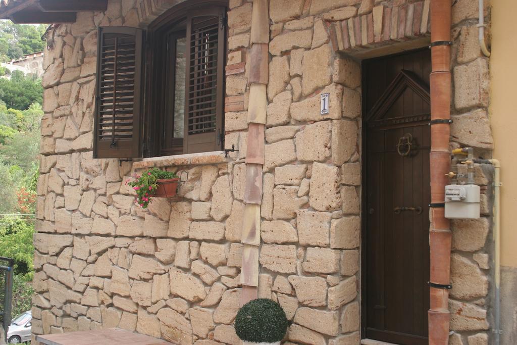 Alla Corte Dei Ventimiglia Montelepre エクステリア 写真
